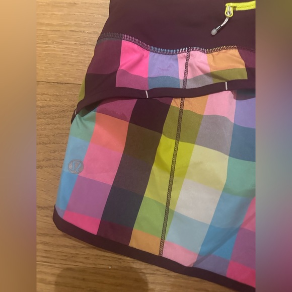 Lululemon Run: Speed Short in Sea Check Multi / Plum | Size 6 | Rare - Picture 10 of 14